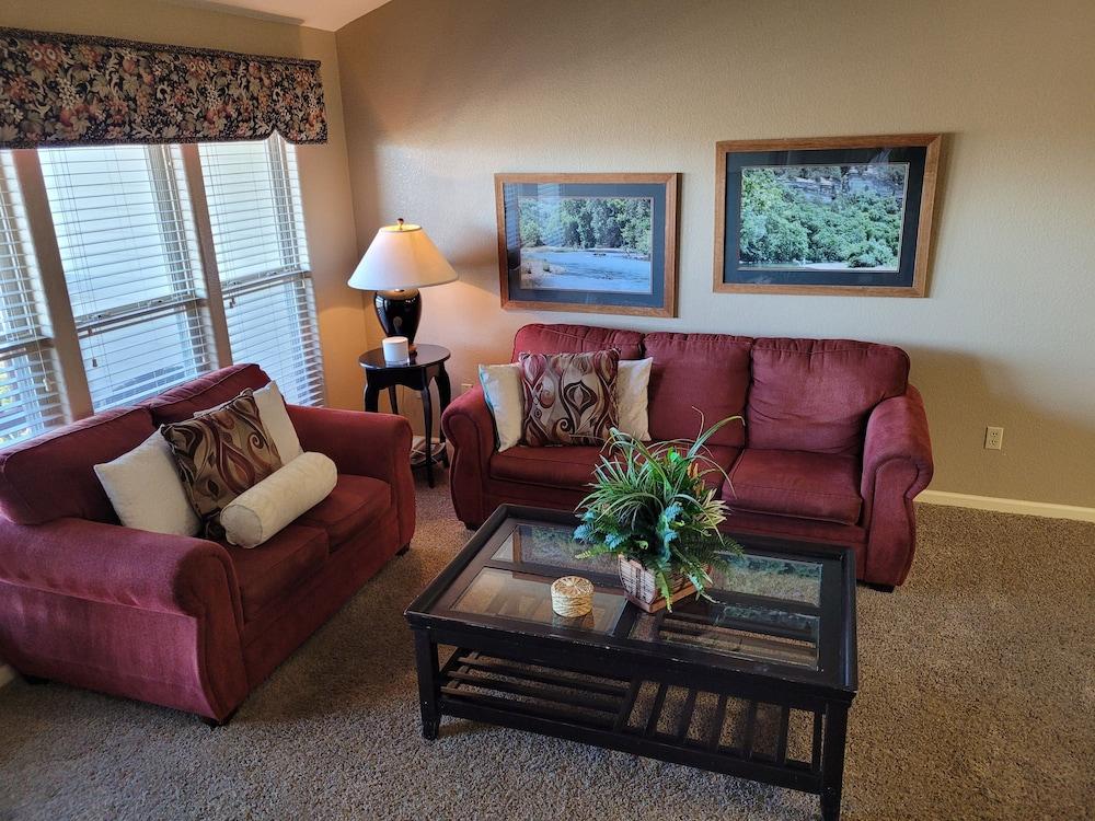 Aparthotel Stonebridge Village 3*