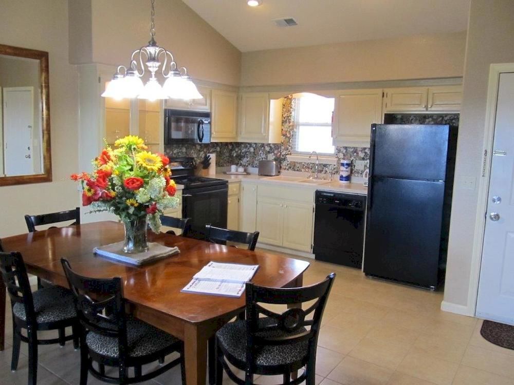 Stonebridge Village